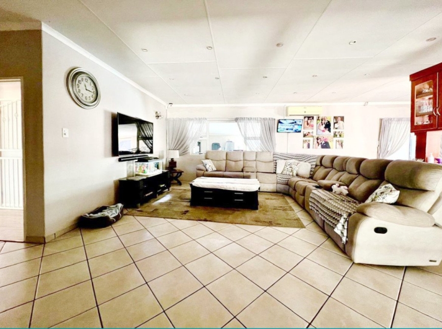 4 Bedroom Property for Sale in Sasolburg Free State